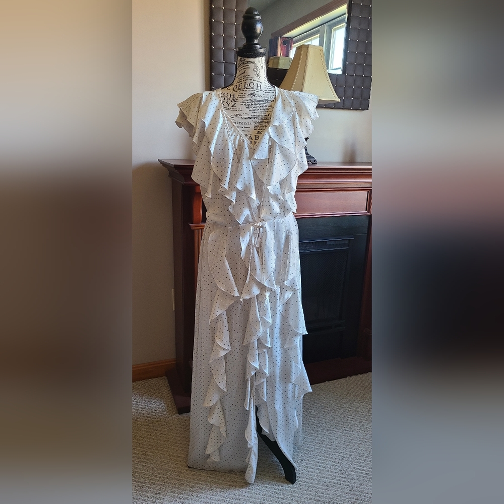 Victoria's Secret Satin Robe and Slip Size M NWT! - Picture 11 of 12